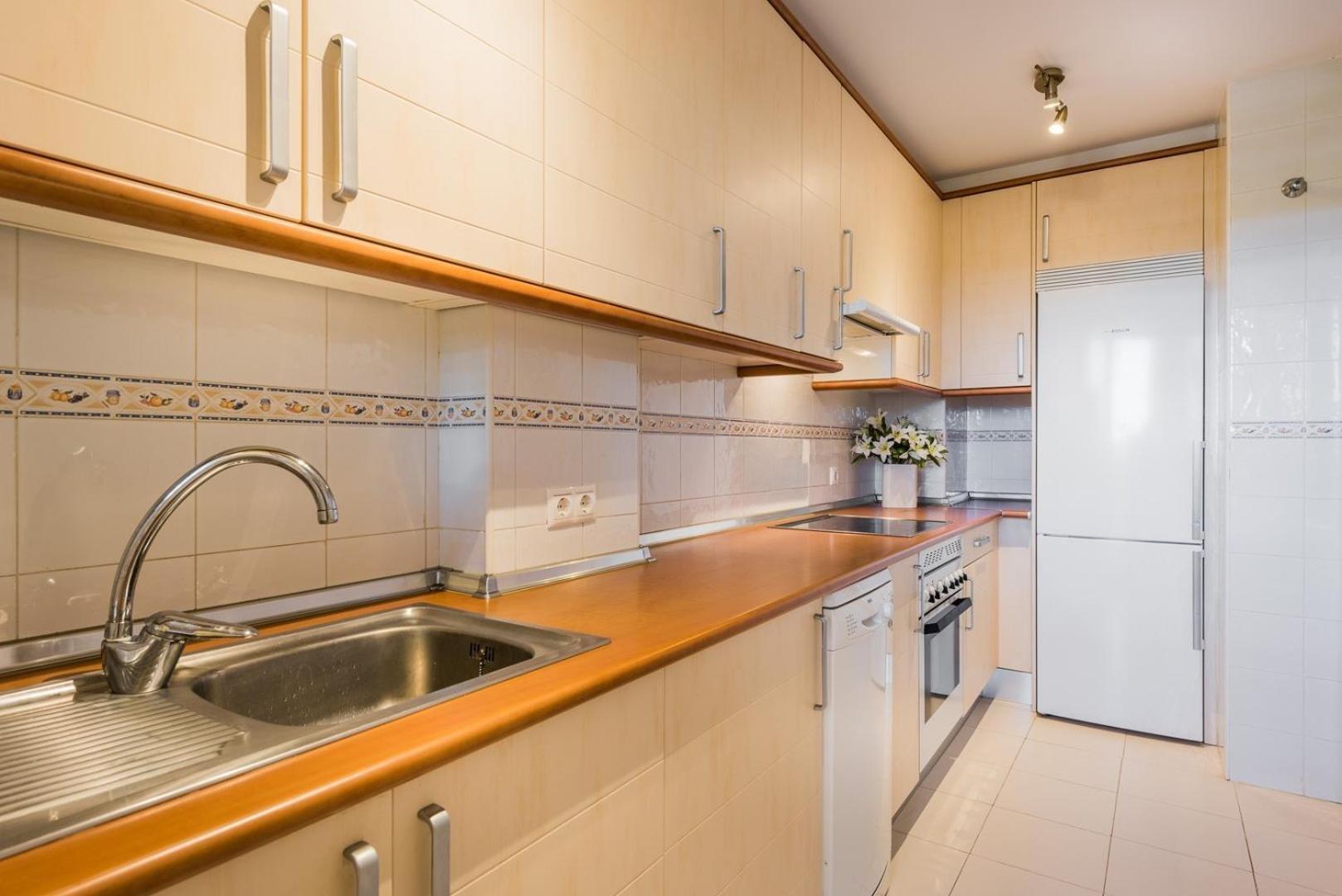 Wonderful Apartment 5 Minutes Flat Walk To The Centre Of Ла-Кала-де-Михас Экстерьер фото